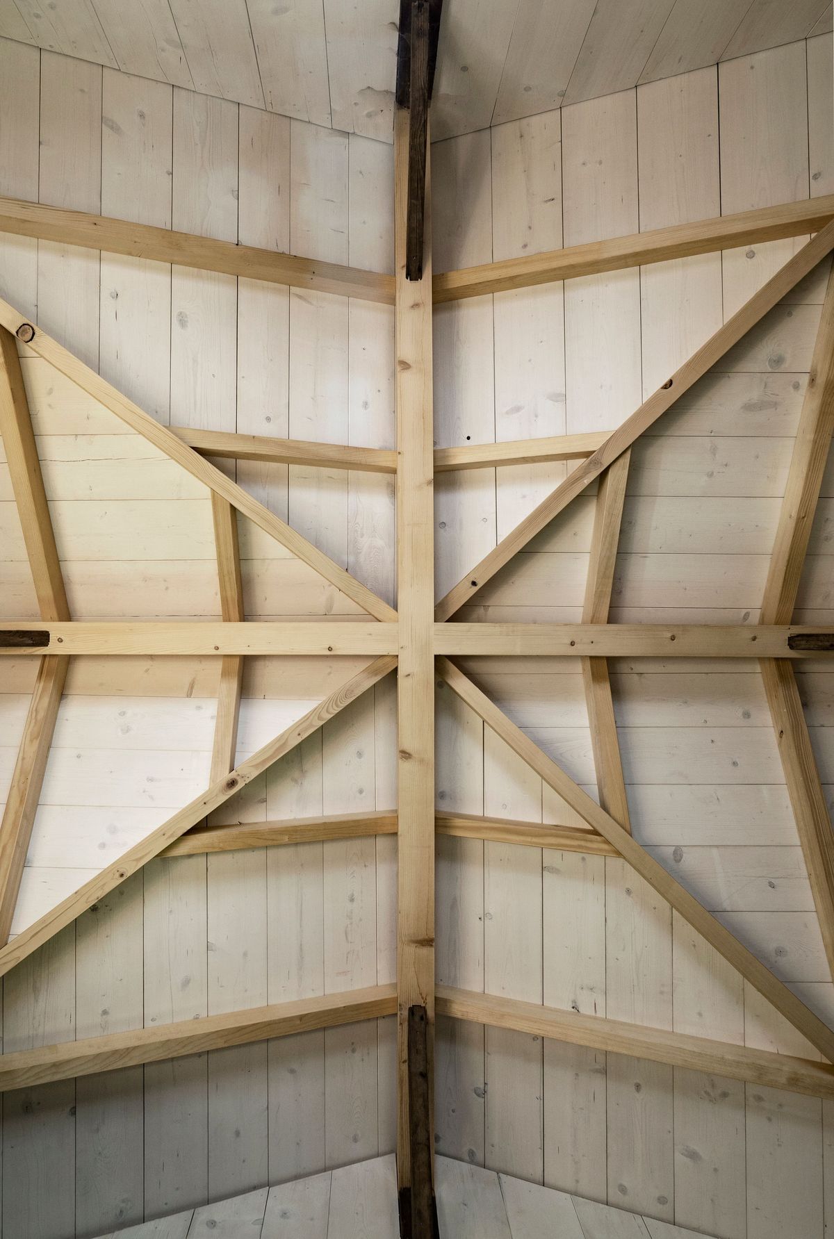 Dachwerk Badehaus Aathal - Massiv-Werk