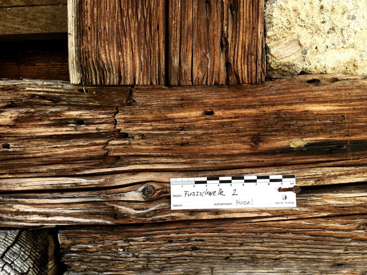 Schadensbild Fusschwelle - Massiv-Werk
