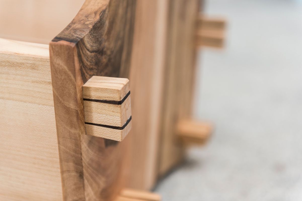 Kiste Holz, Massiv-Werk